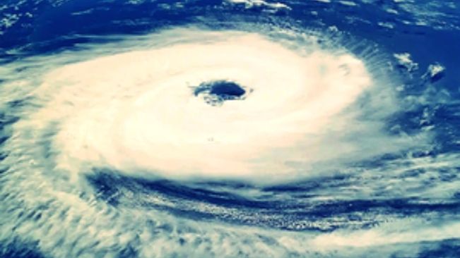 Odisha gears up as cyclone 'Dana' set to make landfall on Oct 24; Bengal also alert