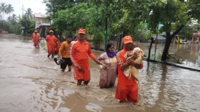 811 people rescued in single-day in flood-hit Gujarat's Navsari