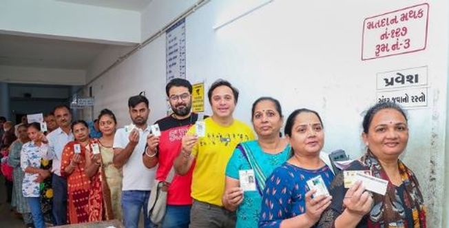 Gujarat sees 58.80 pc polling in second phase till 5 pm
