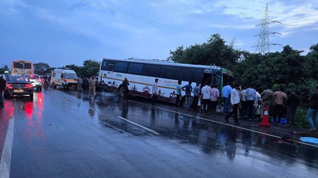 Uttar Pradesh: 15 Killed After Bus Hits Van In Hathras; PM Modi Announces Ex-Gratia