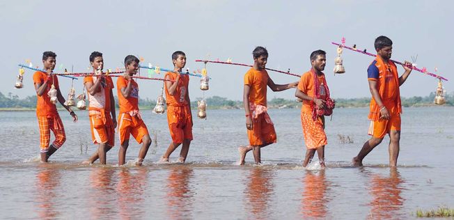 Masks are mandatory when watering in Shravan