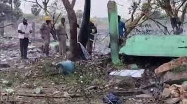 10 dead, 7 injured in explosion at firecracker unit in Tamil Nadu