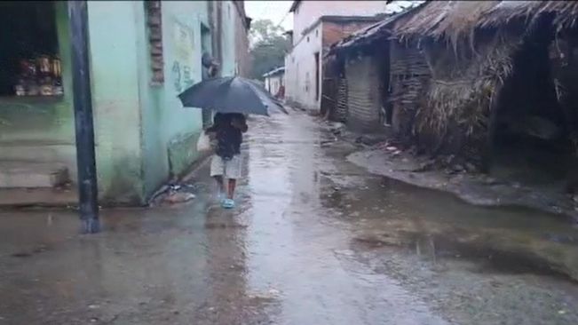 IMD Issues Yellow Warning For Moderate Rain And Thunderstorms In 8 Odisha Districts