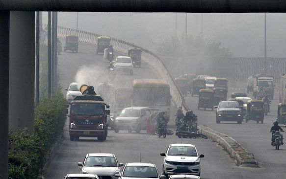Delhi Air Quality Shows Slight Improvement, Still At Upper End Of Very Poor Category