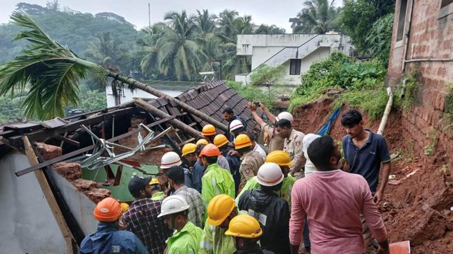 Four Of A Family Killed As Wall Collapses In Karnataka