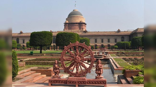 Four Sandstone-Made Replicas Of Konark Wheels Installed At Rashtrapati Bhavan