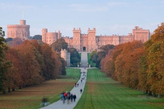 Sikh family alleges racial discrimination at Windsor Castle, threatens legal action