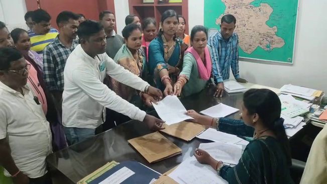 Keonjhar: All 22 Sarpanches Of Telkoi Block Resign Over 'Irregularities' In Arpan Rath Programme