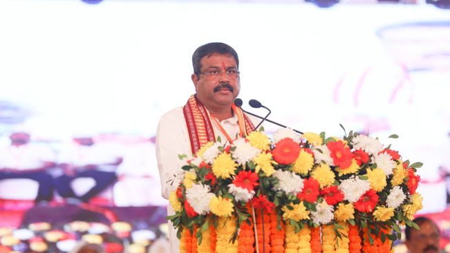 Pradhan Slams Odisha Govt Over Deteriorating Healthcare Facilities, Law & Order Situation In State