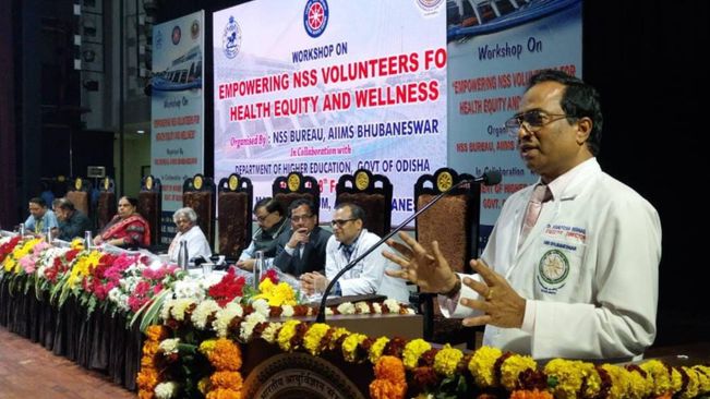 Odisha: AIIMS Bhubaneswar Imparts CPR Training For NSS Women Volunteers From 10 Aspirational Dists