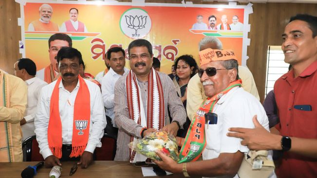 Several BJD, Congress Leaders Join BJP In Presence Of Union Minister Dharmendra Pradhan