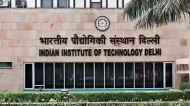 IIT Delhi Launches Certificate Program On EVs Charging Infrastructur