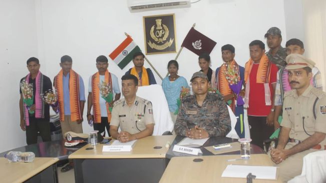 Odisha: Nine Maoists, Including Two Women Cadres, Surrender In Boudh