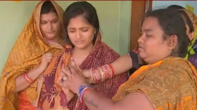 Odisha: Sabitri Lost Husband, But Didn’t Lose Faith In Democracy; Casts Vote After Husband’s Murder