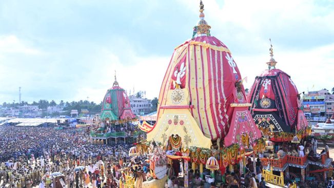 Bahuda Yatra: Chariots Of Holy Trinity Roll Towards Puri Srimandir