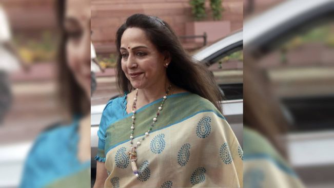 Dharmendra Deserves Dadasaheb Phalke Award: Hema Malini