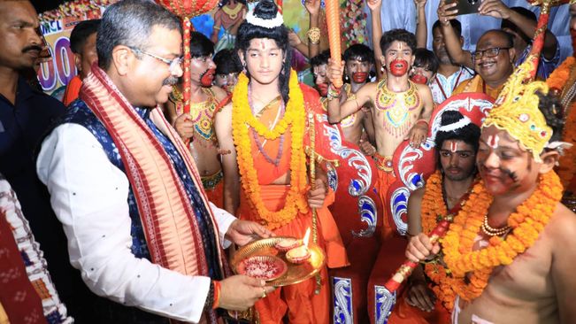 Union Minister Dharmendra Pradhan Attends Dussehra Celebrations In Sambalpur