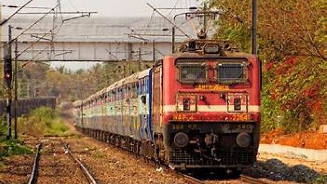 In a shocking incident, a woman and her four-year-old daughter were critically injured after falling from a running train in Odisha early on Friday morning.