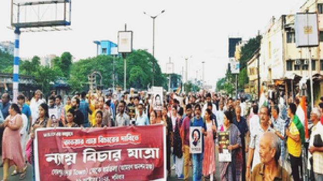 26 Km Mega Rally In Bengal Seeks Justice For RG Kar Rape-Murder Victim