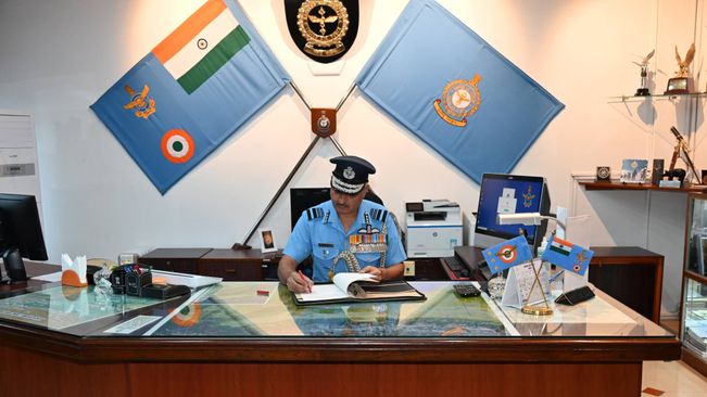 Air Marshal Surat Singh Takes Over As Air Officer Commanding-In-Chief Eastern Air Command