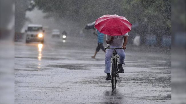 Odisha: Rain Amidst Chilly Weather Hits Normal Life