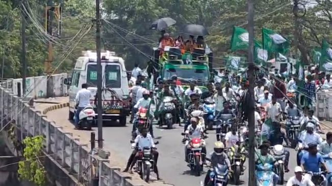 Ambulance Gets Stuck In BJD Rally In Rayagada