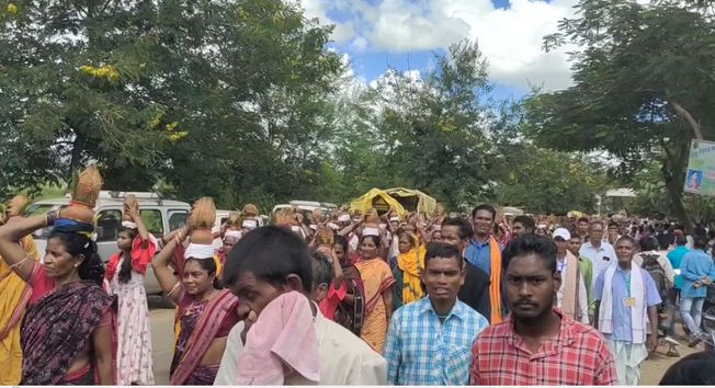Biswabasu sabara society celebrate nuakhai bhetghat ceremony
