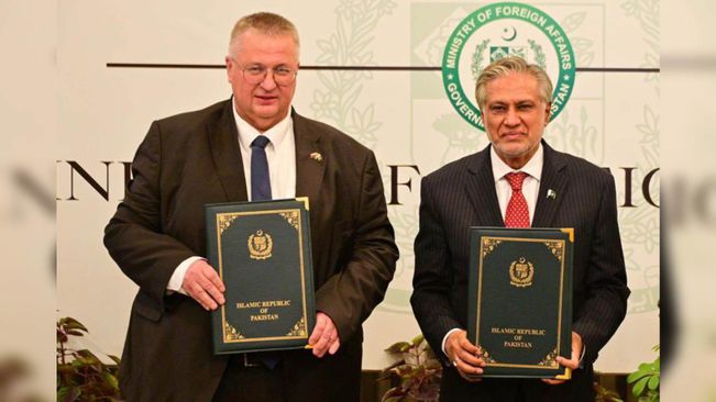 Pakistan, Russia Sign MoU To Boost Trade, Economic Cooperation