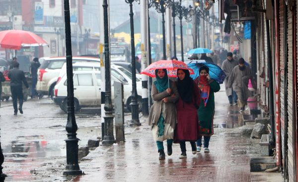 Weather update today: IMD issues thunderstorm alert to 13 Odisha districts