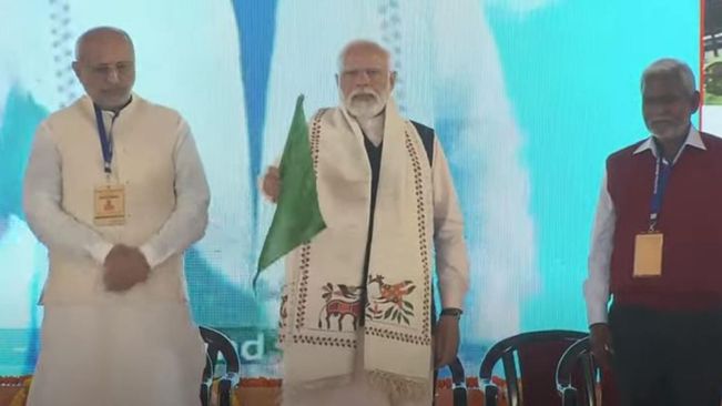 PM Modi unveils several development projects worth Rs 35,700 crore in Jharkhand