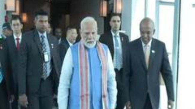 PM Narendra Modi arrives in Singapore on two-day visit