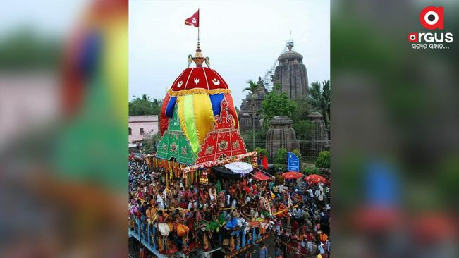 Bhubaneswar: Rukuna Rath of Lord Shri Lingaraj halts midway