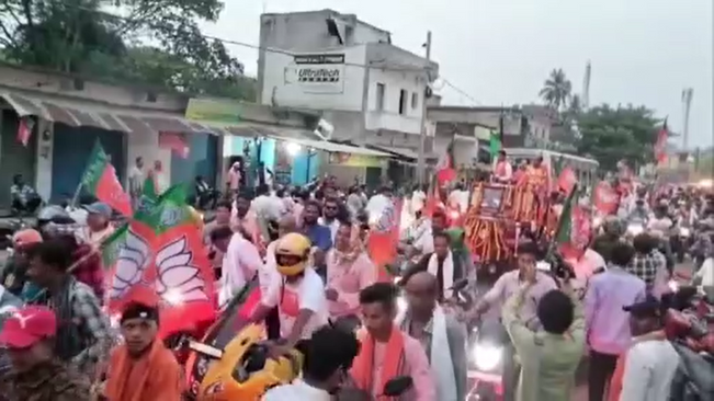 Show of strength of BJd and BJP in bike rally