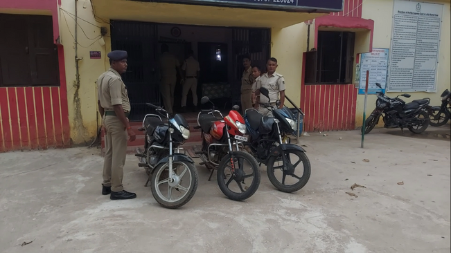 Big success to Daspalla Police. Two bike thieves arrested.