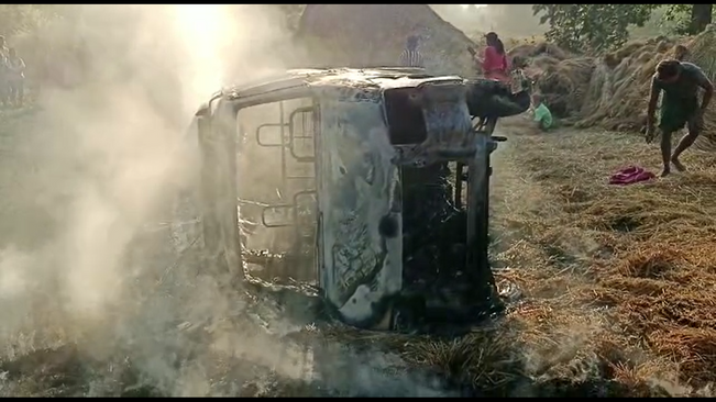 A car catches fire in Boudh Kantamal
