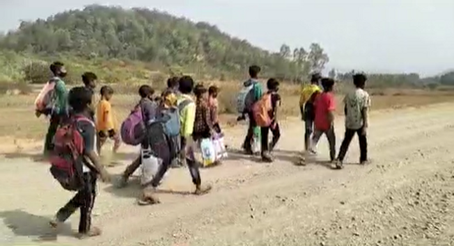 Students Leave Hostel In Koraput Due To Scarcity of Food