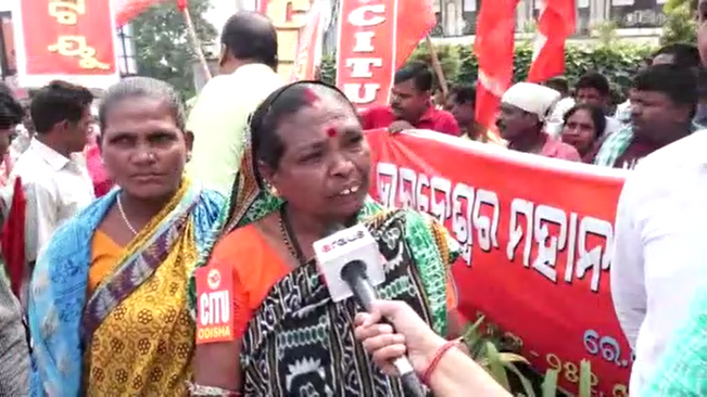 Sanitation workers movement with 15 demands