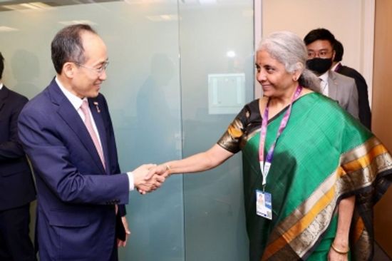 Sitharaman invites S Korean counterpart for bilateral meet