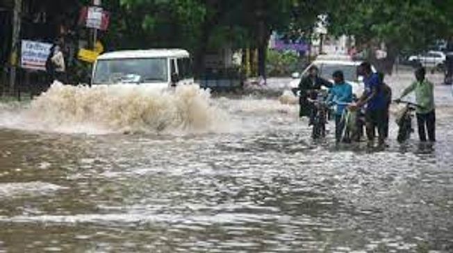 flood-situation-in-gujurat-and-mumbai