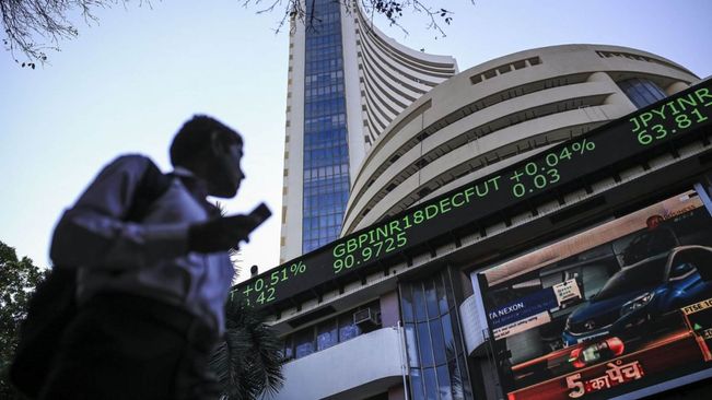 Sensex Closes 611 Points Up, Nifty Above 25000