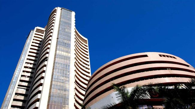 Sensex Trades Flat After Opening In Green