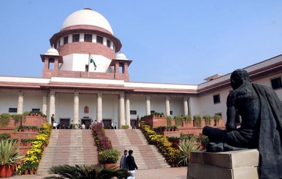 SC agrees to hear plea against Centre 'indefinitely' sitting on names reiterated by collegium