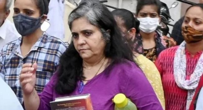 Activist Teesta Setalvad granted interim bail by Supreme Court