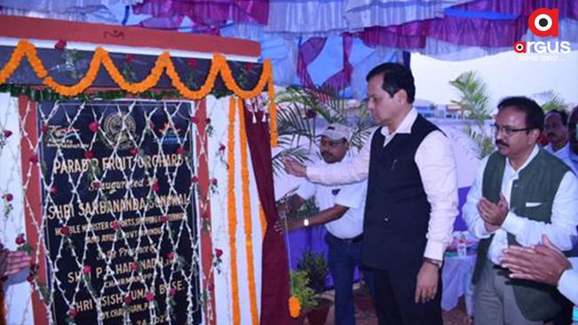 Union Minister Sarbananda Sonowal reviews projects of Paradip Port