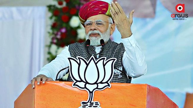"I have no aukat, let's discuss Gujarat's ..." PM Modi dares Congress to a face-off