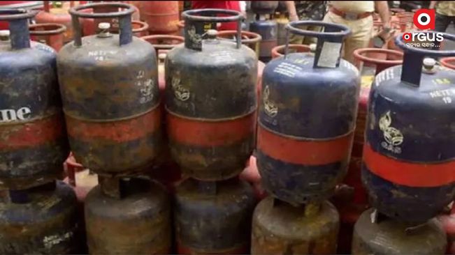 LPG Cylinder Prices Today: LPG price for commercial cylinders cut by Rs 115.50 in Delhi
