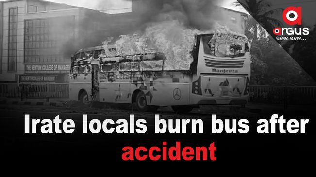 Locals set ablaze bus after accident at Baripada