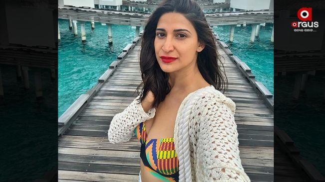 Aahana Kumra loses her cool when fan touched her during photocall
