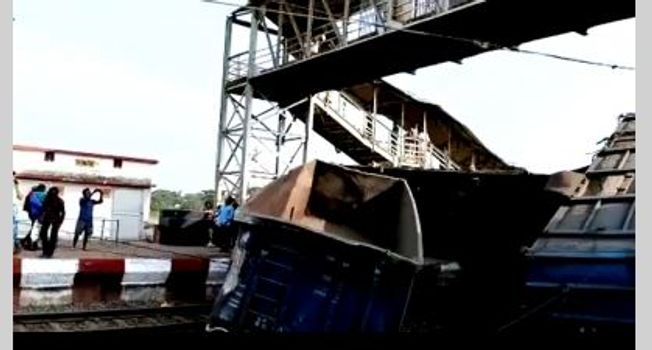 Train mishap in Jajpur: Southern Eastern Railway cancels 6 trains