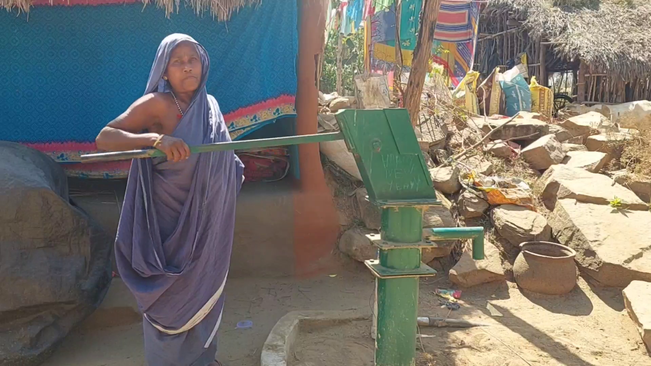 Solar water supply has been interrupted for two months Jagannath Prasad Block